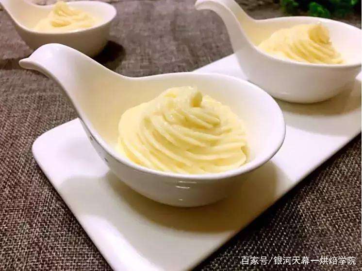 银河天幕烘焙为你科普卡仕达酱的制作方法 银河天幕烘焙为你科普卡仕达酱的制作方法