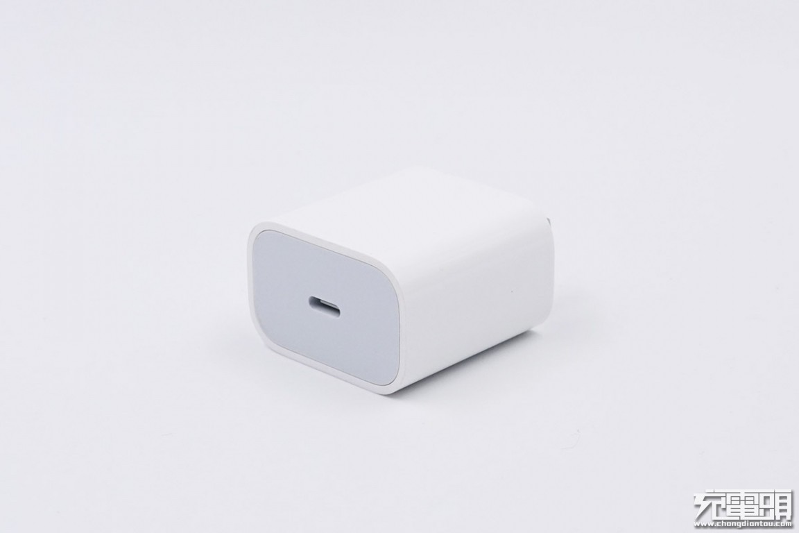 拆解报告:高仿苹果18w usb pd充电器a1695