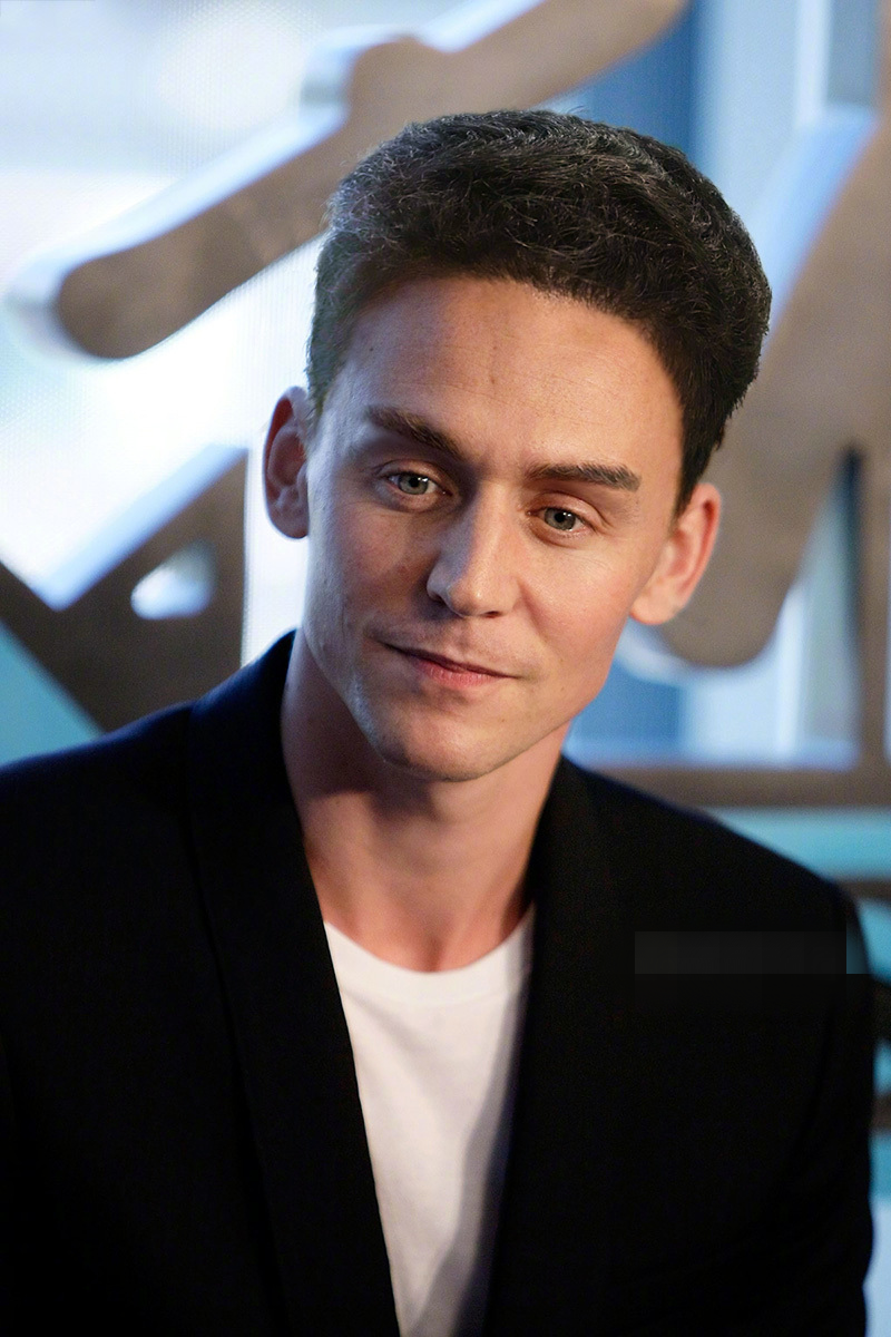 小吴同款发型眉毛!高颜值胡歌吴磊朱一龙等男明星谁能hold得住