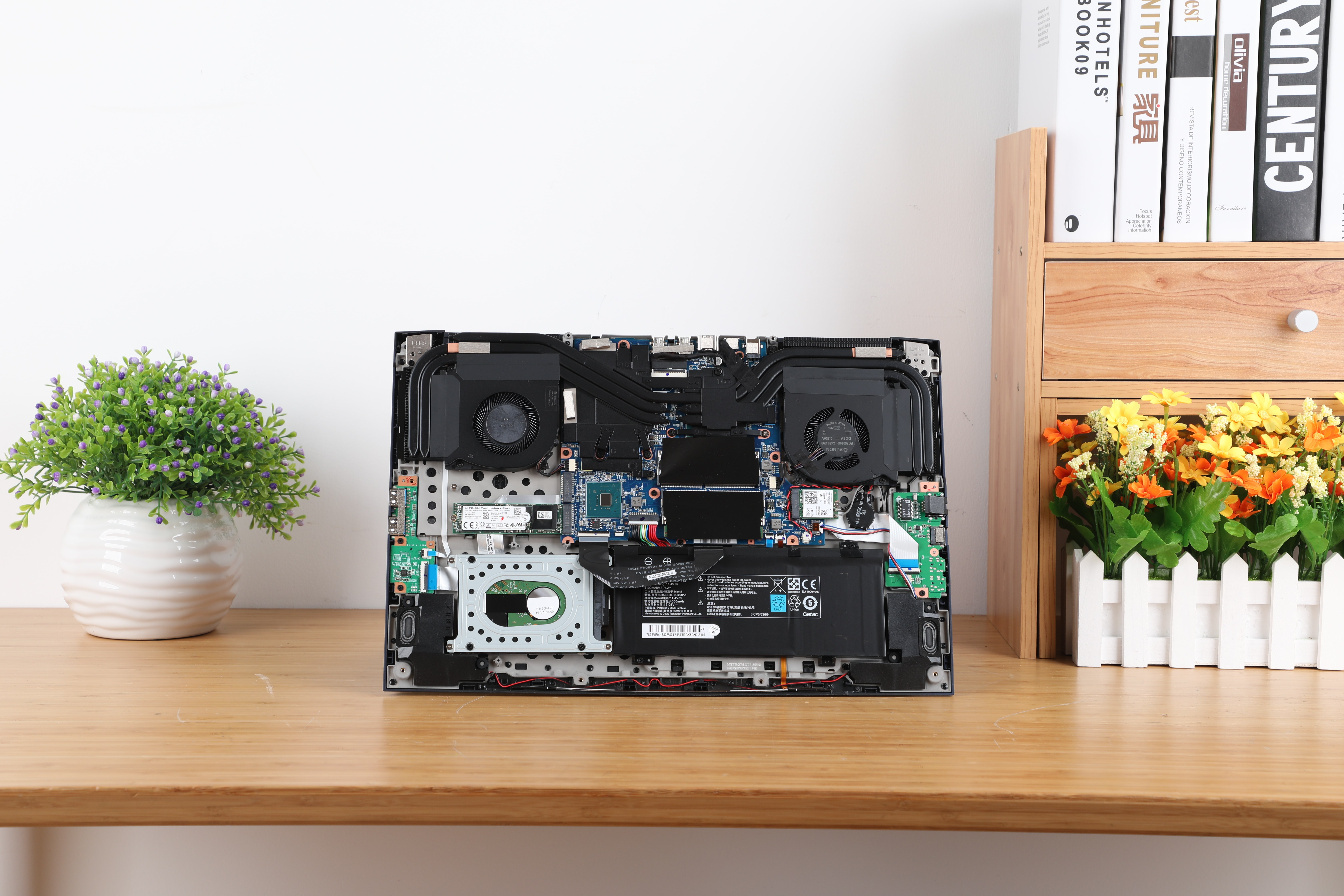 时尚外观 机械师f117-fp6t窄边框游戏本图赏