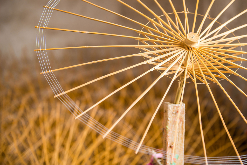 人文纪实:油纸伞的制作