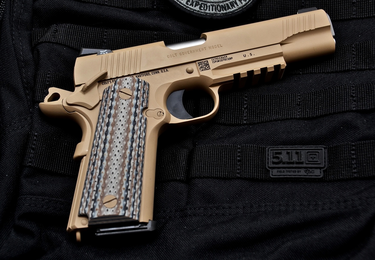 美国海豹突击队现役中最著名的手枪之一 m45a1手枪