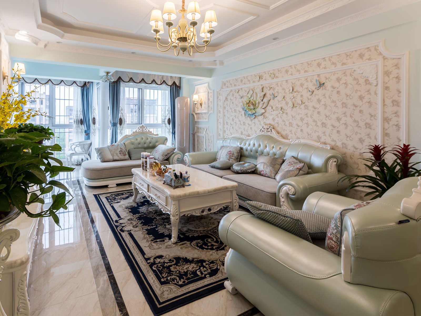 简欧风格三居室的房子怎么装修好看?装修达人给你示范!