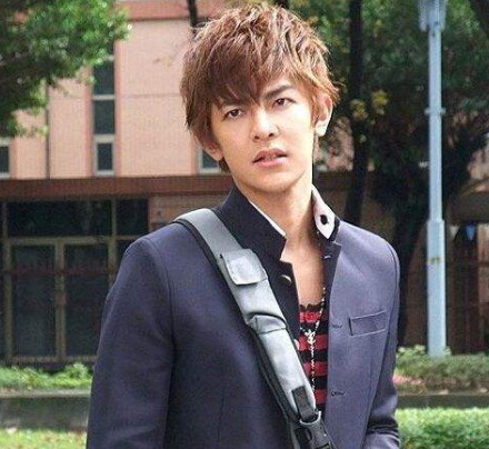 《终极一班》遇强则强汪大东,是人还是龙纹鏊,或二者缺一不可!