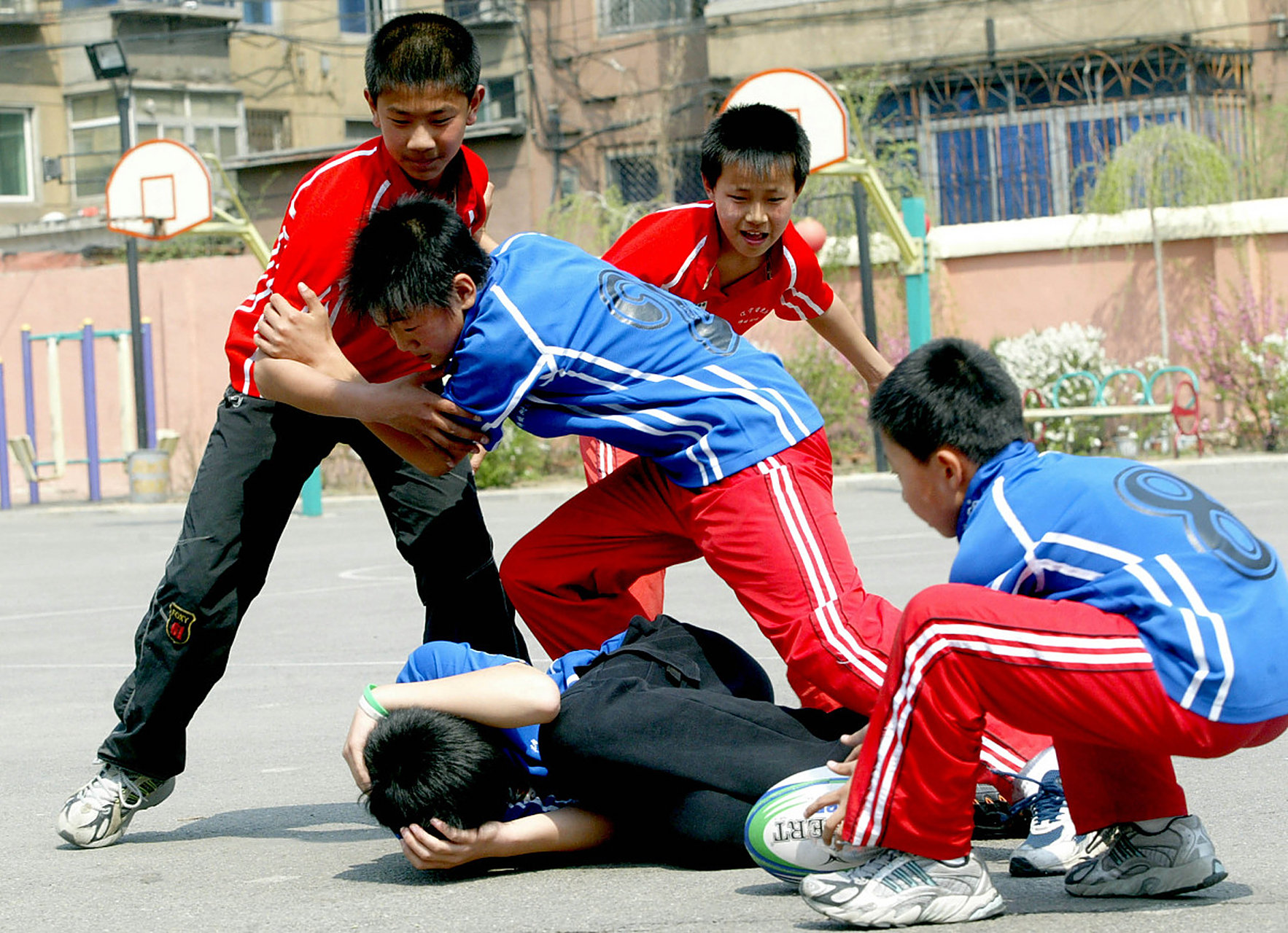 学生打架怎么样算聚众斗殴?