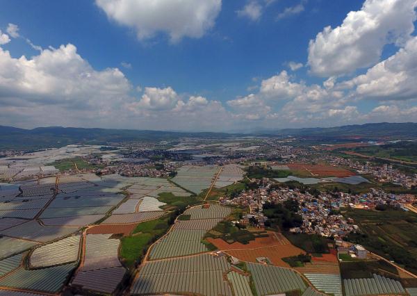 云南寻甸乡村田园风光