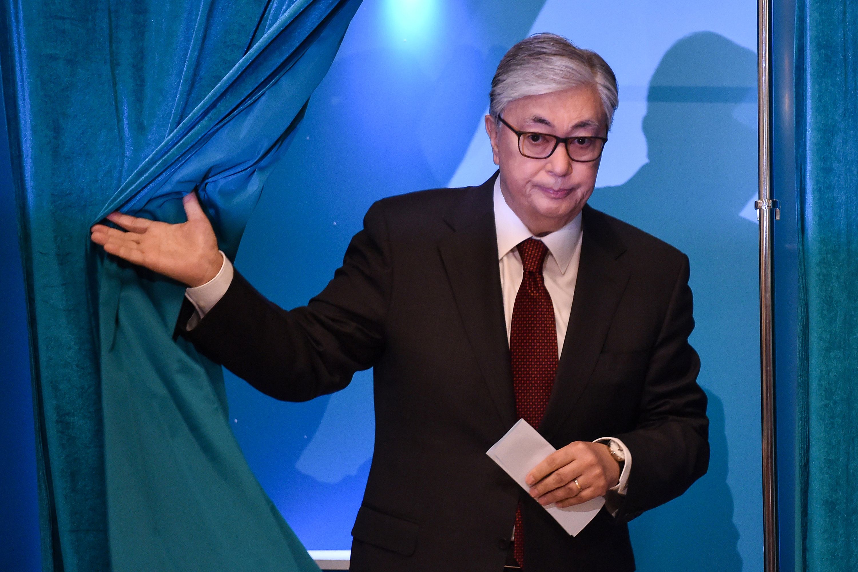 托卡耶夫以70.76%得票率赢得哈萨克斯坦大选,称将走纳扎尔巴耶夫之路