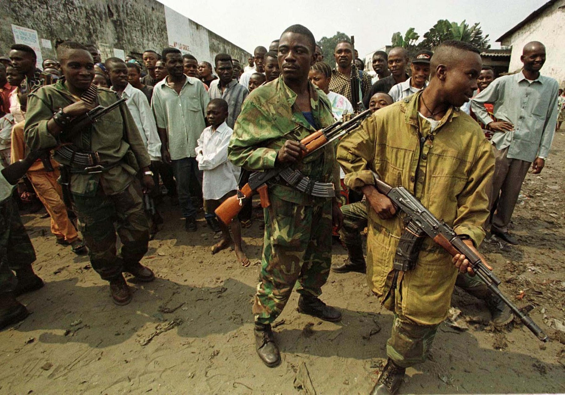 苏丹战火肆虐101天:半数人口陷入人道危机!