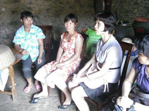 在农村,丈夫外出打工的妻子,为啥大多都害怕丈夫突然回家?