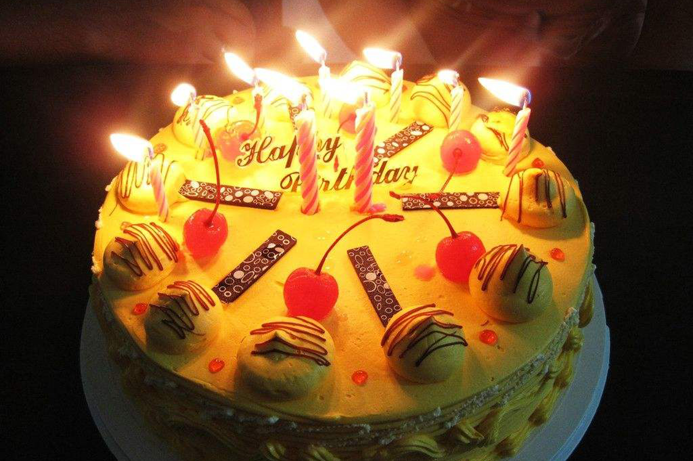 冷知识:过生日时为什么要吃蛋糕,还有吹蜡烛呢?
