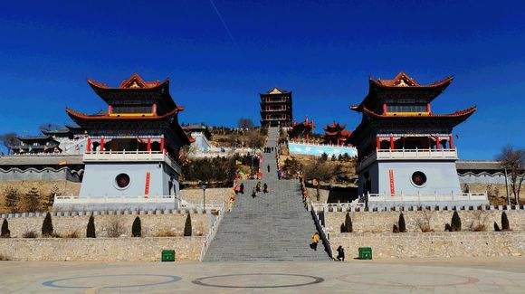 山西省朔州市平鲁区,旧称平虏,清改今名,2018年退出贫困县