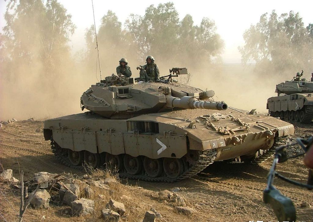 首批生产型梅卡瓦mk1型坦克于1979年交付以色列陆军.