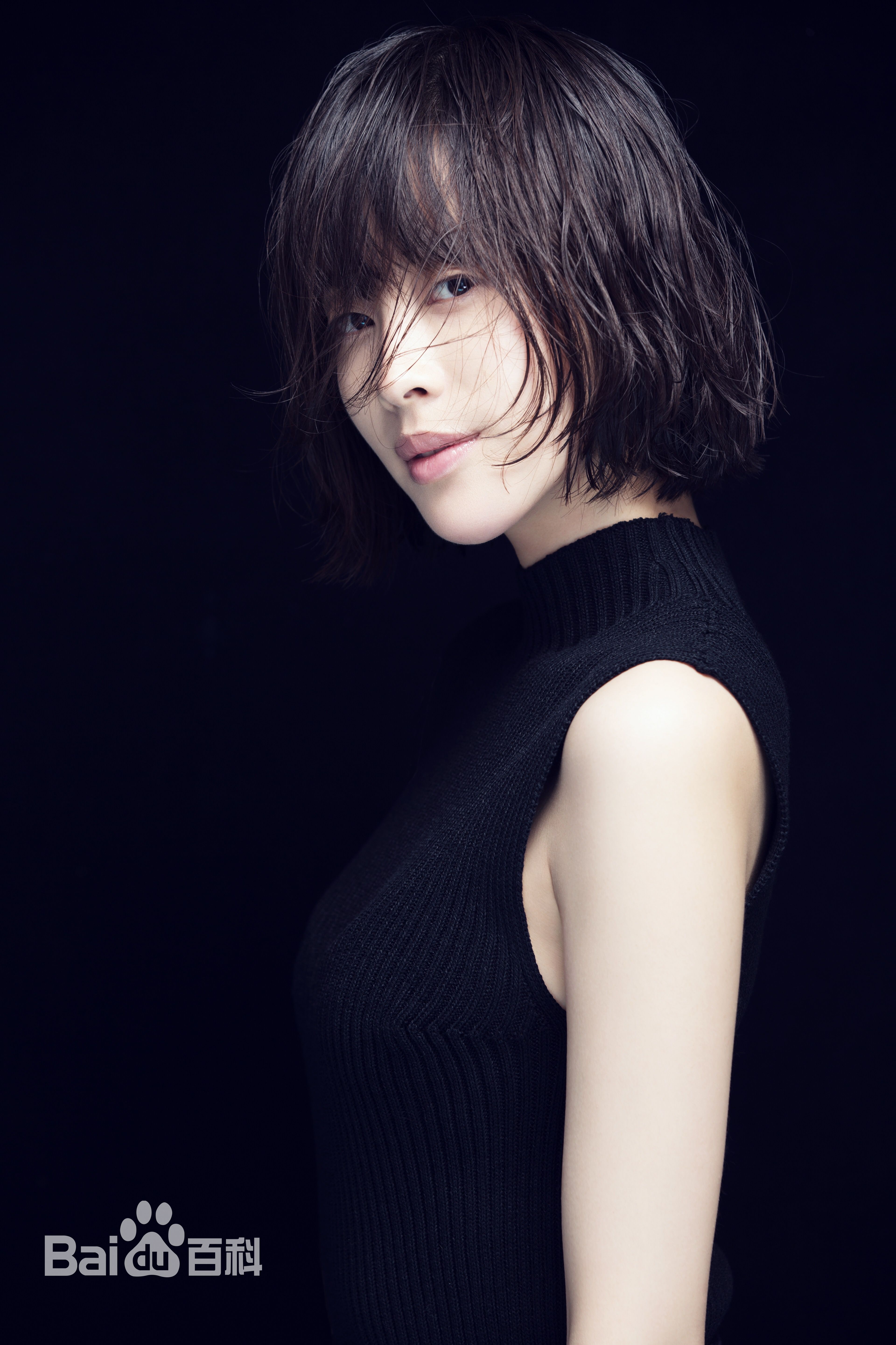 《沙海》孔宋今真的是太有气场了,红唇的霍老板真的是好看到爆