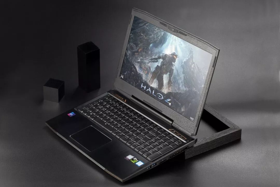 2018tga指定电脑——机械革命深海泰坦x8ti评测