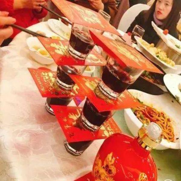 广东人酒桌上的这一幕,被传遍网络!全国各地都输了