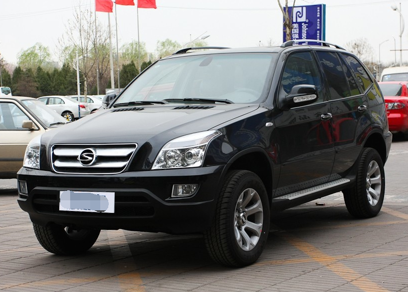 内饰好看座椅舒适的双环sceo2.4l 手动四驱超豪华版