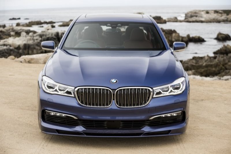 宝马又出新车型,宝马b7第三代刷新你对轿车的想象