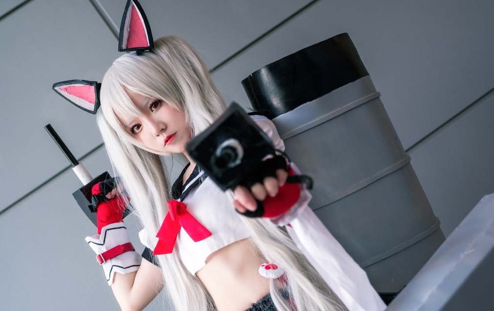 碧蓝航线夕立cos:嗷呜,今天咬谁!怎么样,是不是超凶?