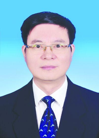 曾晟拟任武汉市黄陂区委书记