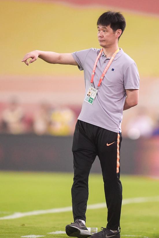 李霄鹏:莫伊塞斯非常勤奋 陈蒲陈哲超都可能有机会出场