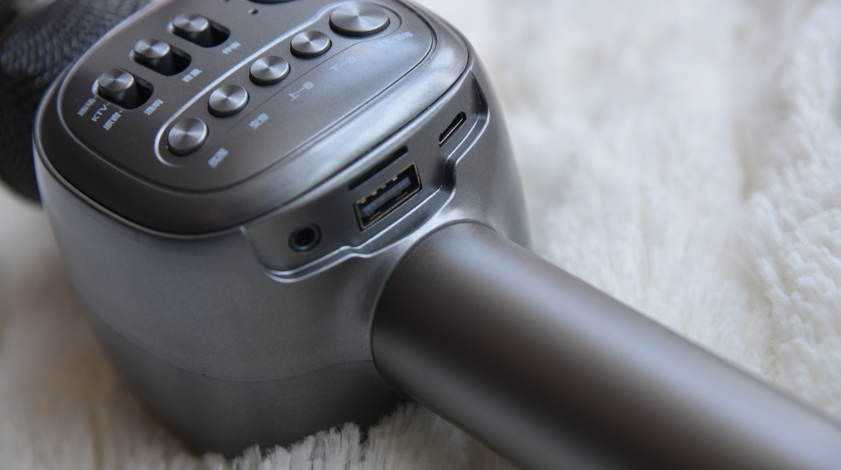 随身ktv,麦克风还能这么玩?联想蓝牙音箱k歌一体麦克风bm20