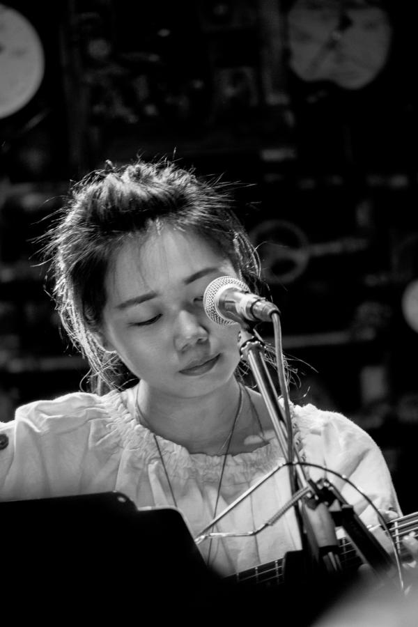 专访 | 花粥:音乐只是一个出口,曾梦想开一家奶茶店