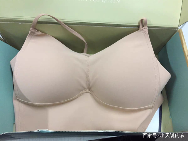 内衣趋势_内衣美女