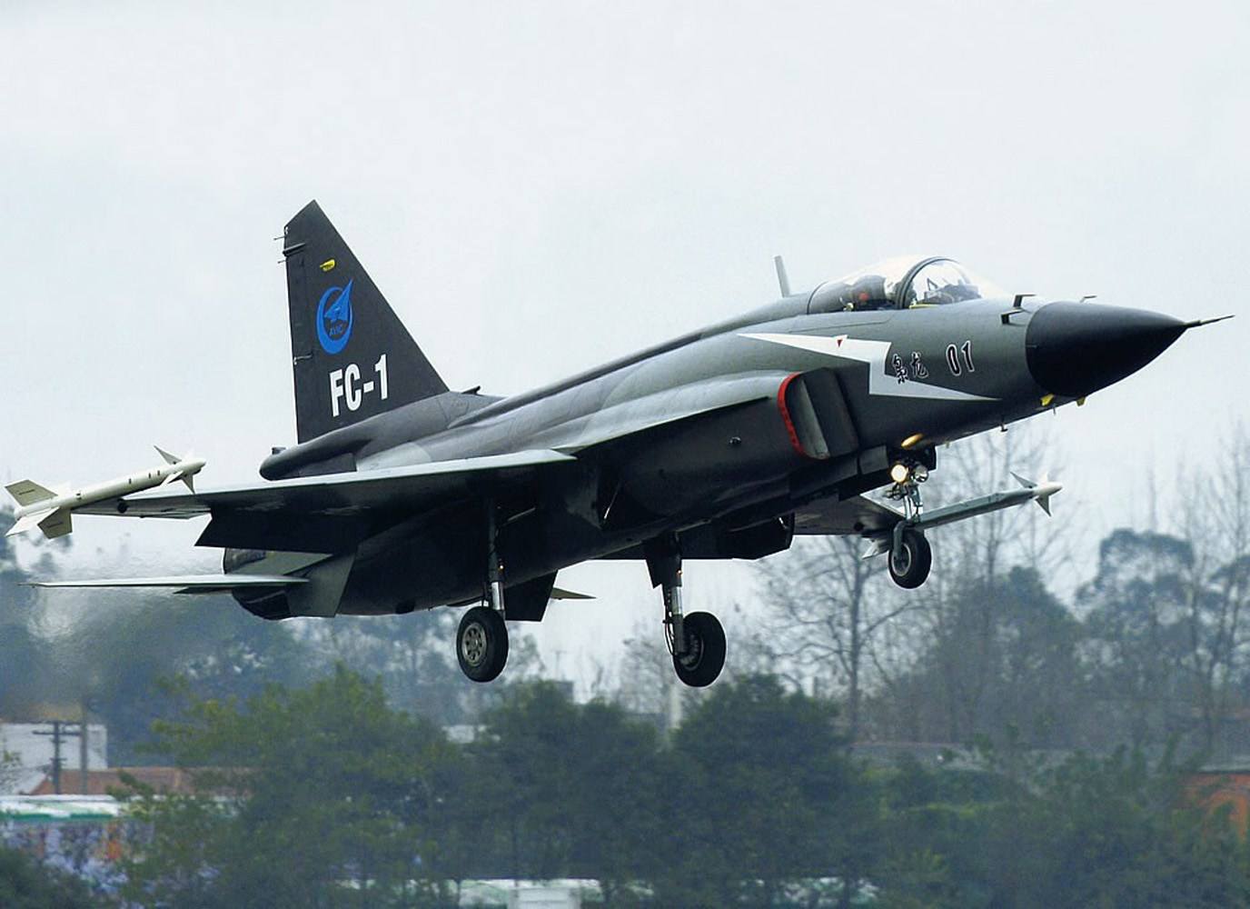 中国枭龙3战机明年量产!使用风冷相控阵雷达,性能超lca战机