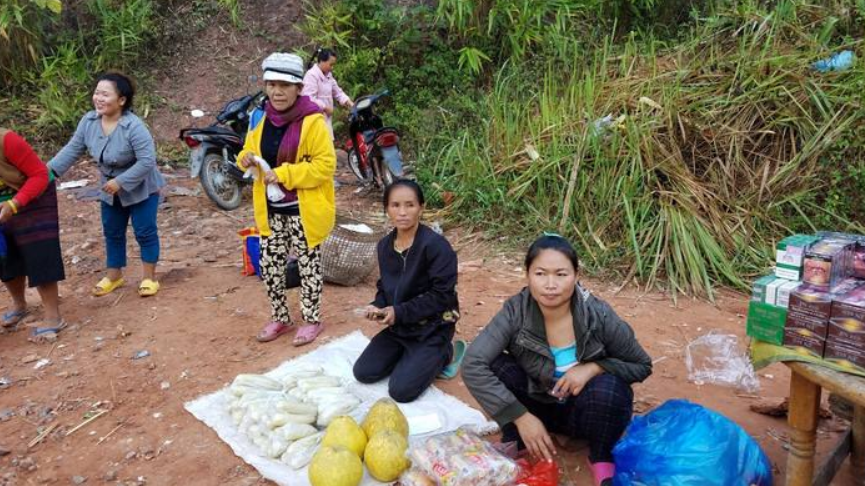 在老挝,看到不少没有护照的国人,早在几年前就偷渡来老挝谋生
