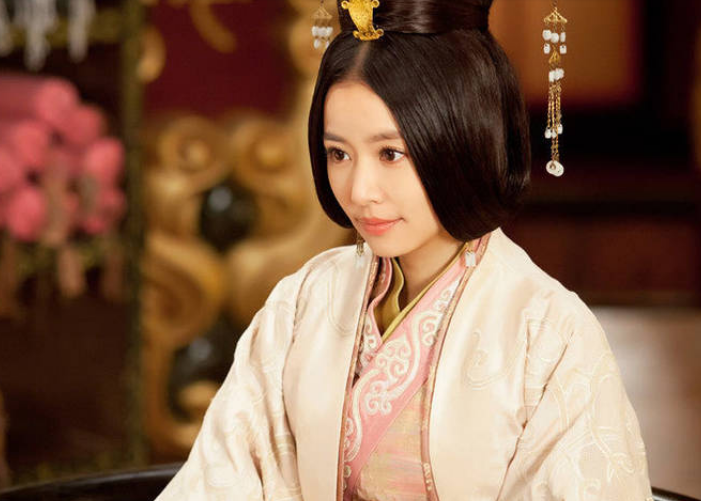阴丽华:贤后的美名从来不是因为美貌而来,她最擅长的是忍