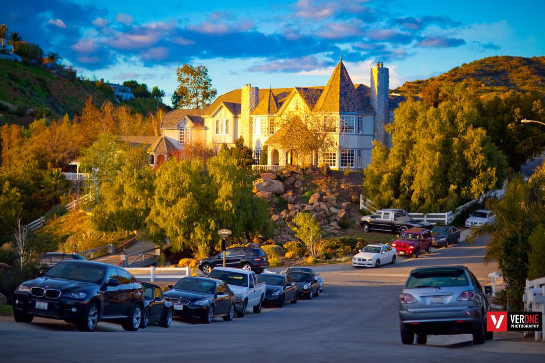 全球最奢华的富人区:超跑烂大街,普通人开劳斯莱斯都不让进