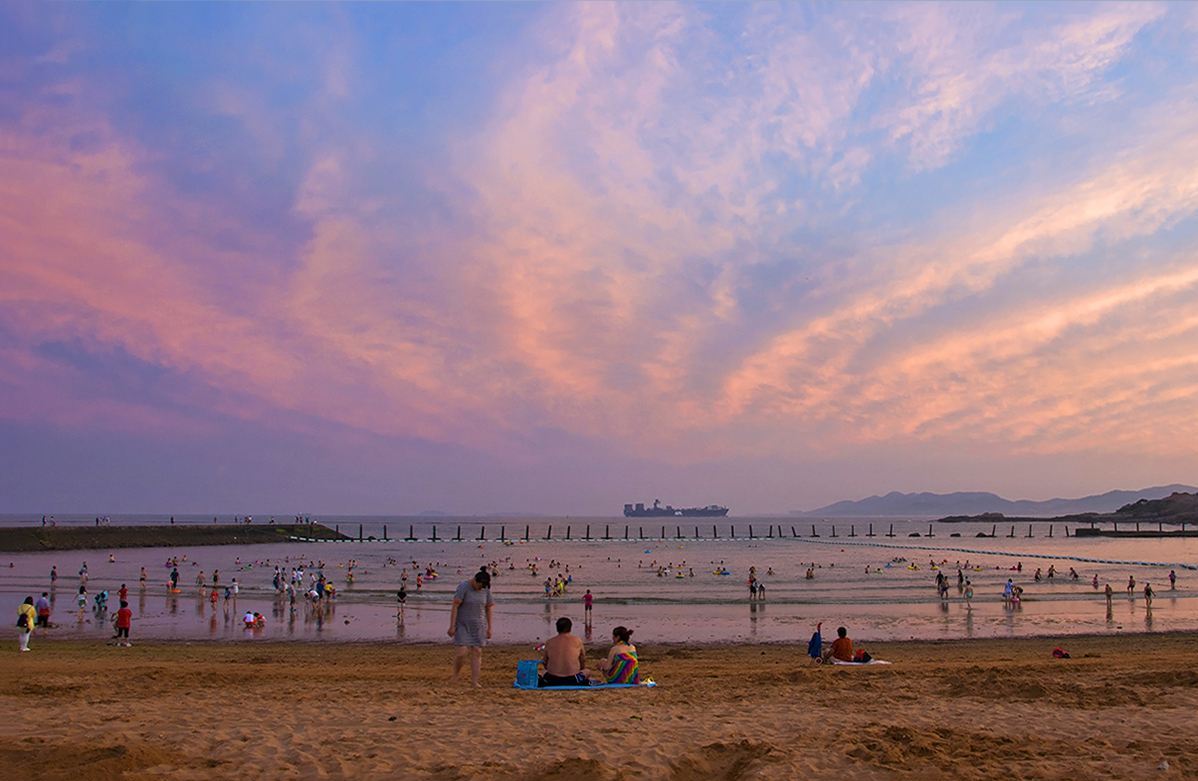 青岛第二海水浴场,是一个天然的游玩之地