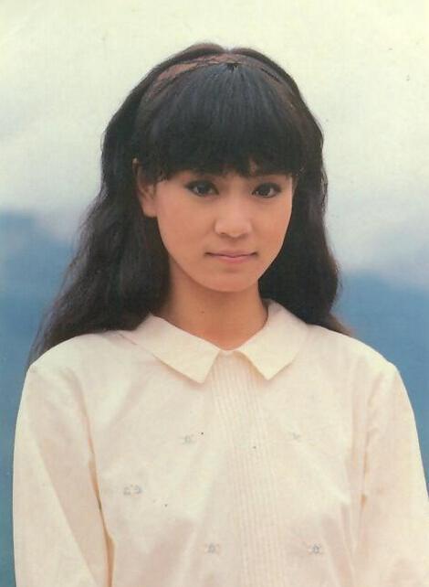 14,刘雪华,1959年出生,香港著名女演员,哭戏非常了不得.