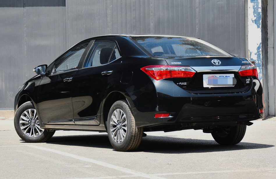 看了外形沉稳大气,气场非常足的丰田-卡罗拉,买车就选它了