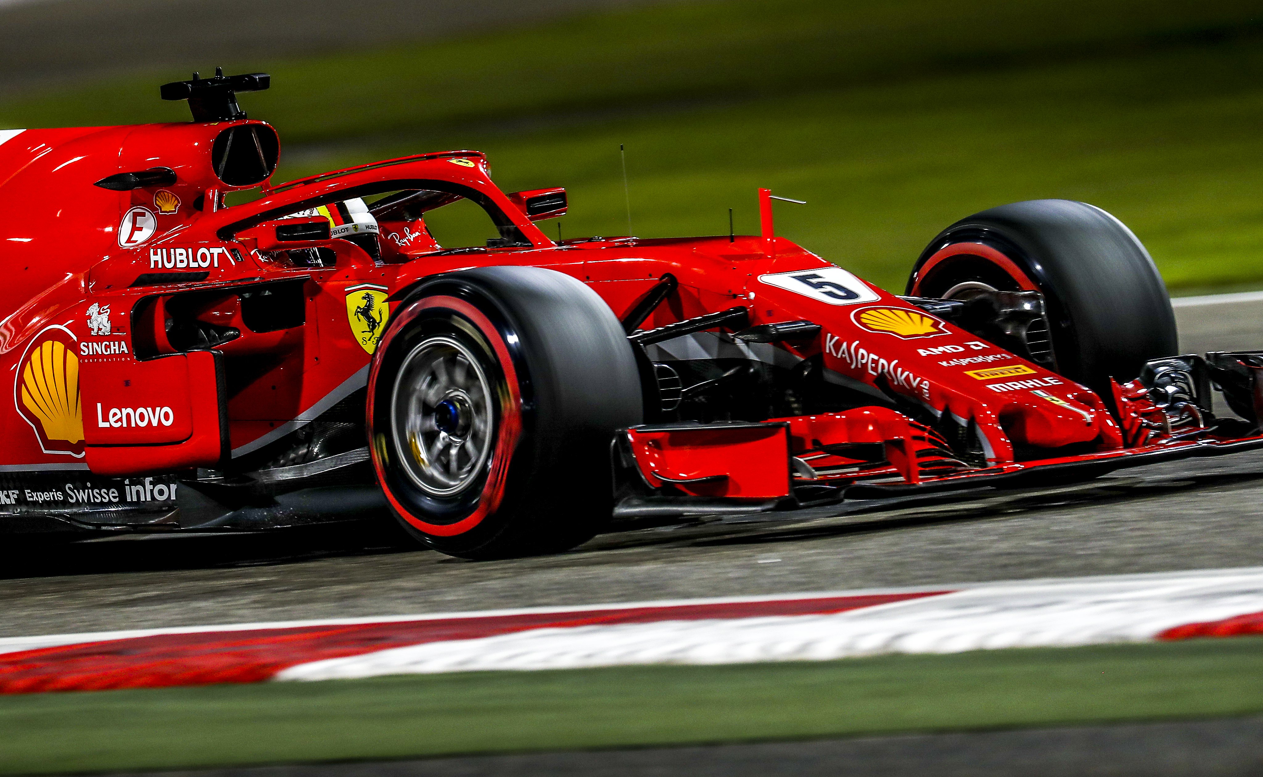 赛车——f1巴林大奖赛:维特尔获得杆位(1)