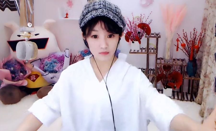 文儿续签娱加冷血合同!文静:范伟老师回归《刘老根》