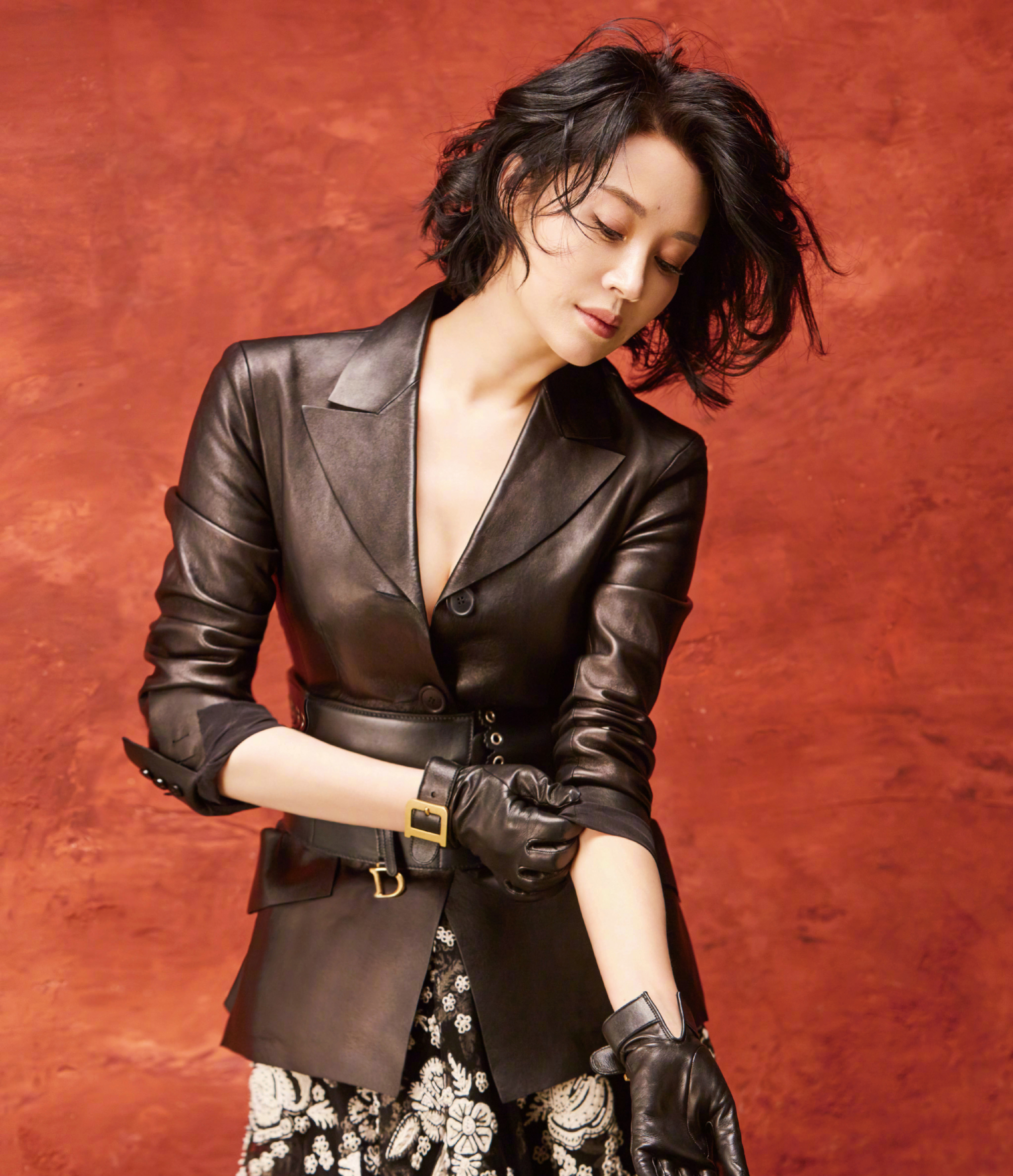 凭什么岁月只放过了许晴?不但颜值高,还这么懂穿衣显气质!