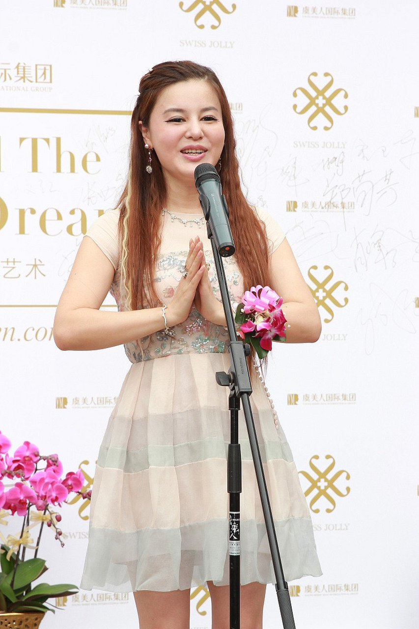 虞美人于文红#  最近经常刷到于文红, 可能因为每次我都听完了她的