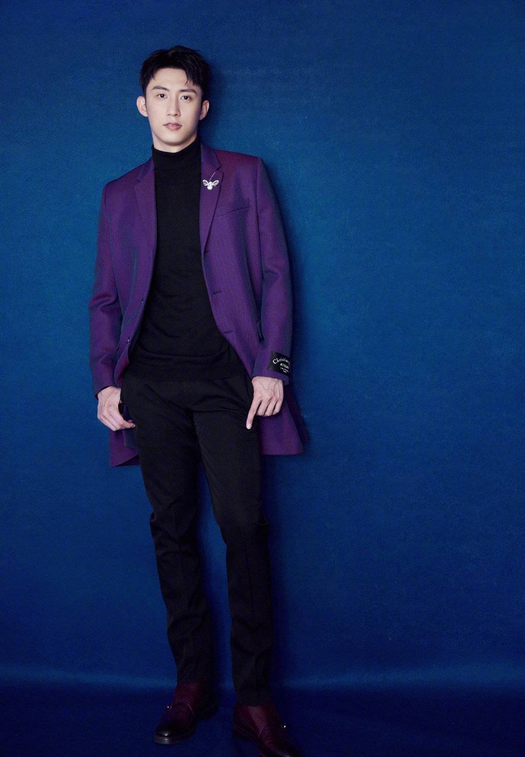 高个子明星腿长数据大曝光!网友:这腿是逆天了吗?