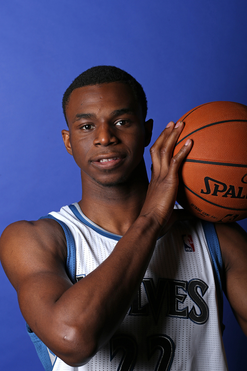 贾米森:和科比对砍50分的狠人,他的特性在当年被定义为"不三不四"