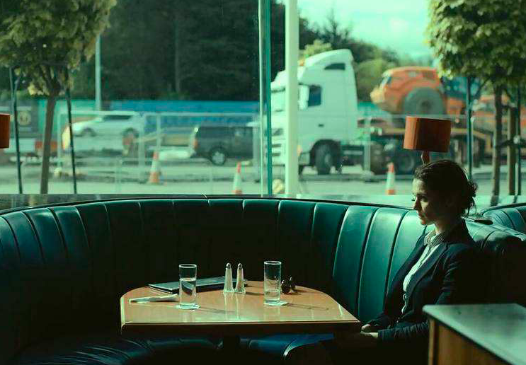 猎奇电影《龙虾》,反乌托邦电影,讨论爱情婚姻的真谛