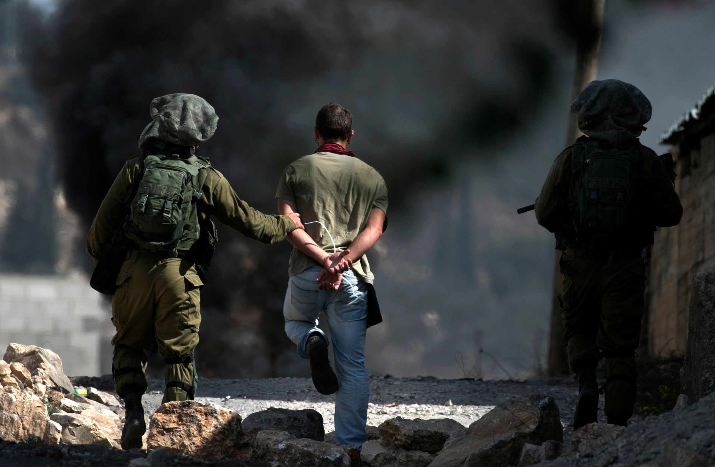 一名巴勒斯坦人被以军士兵开枪打死