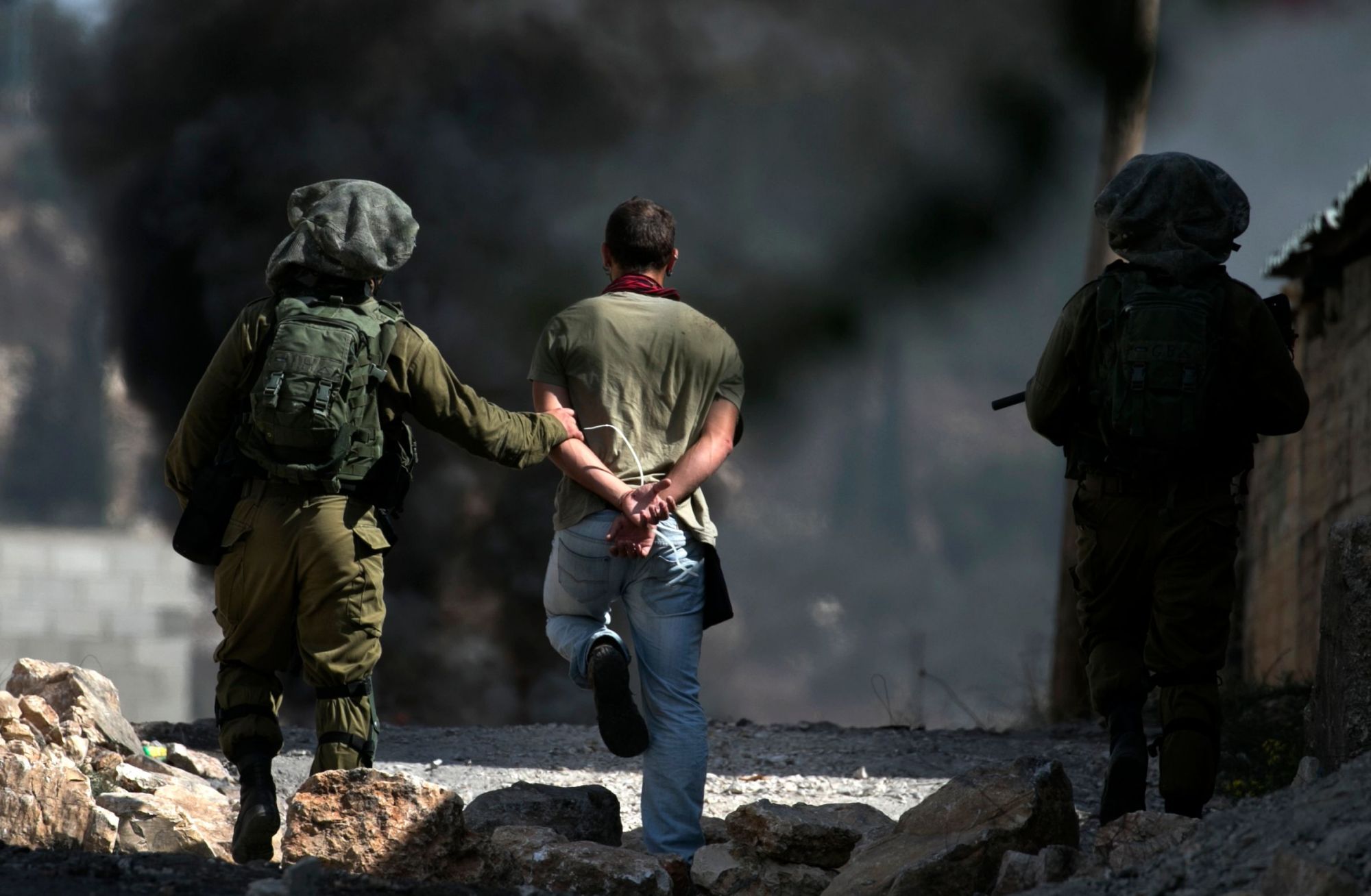 一名巴勒斯坦人被以军士兵开枪打死