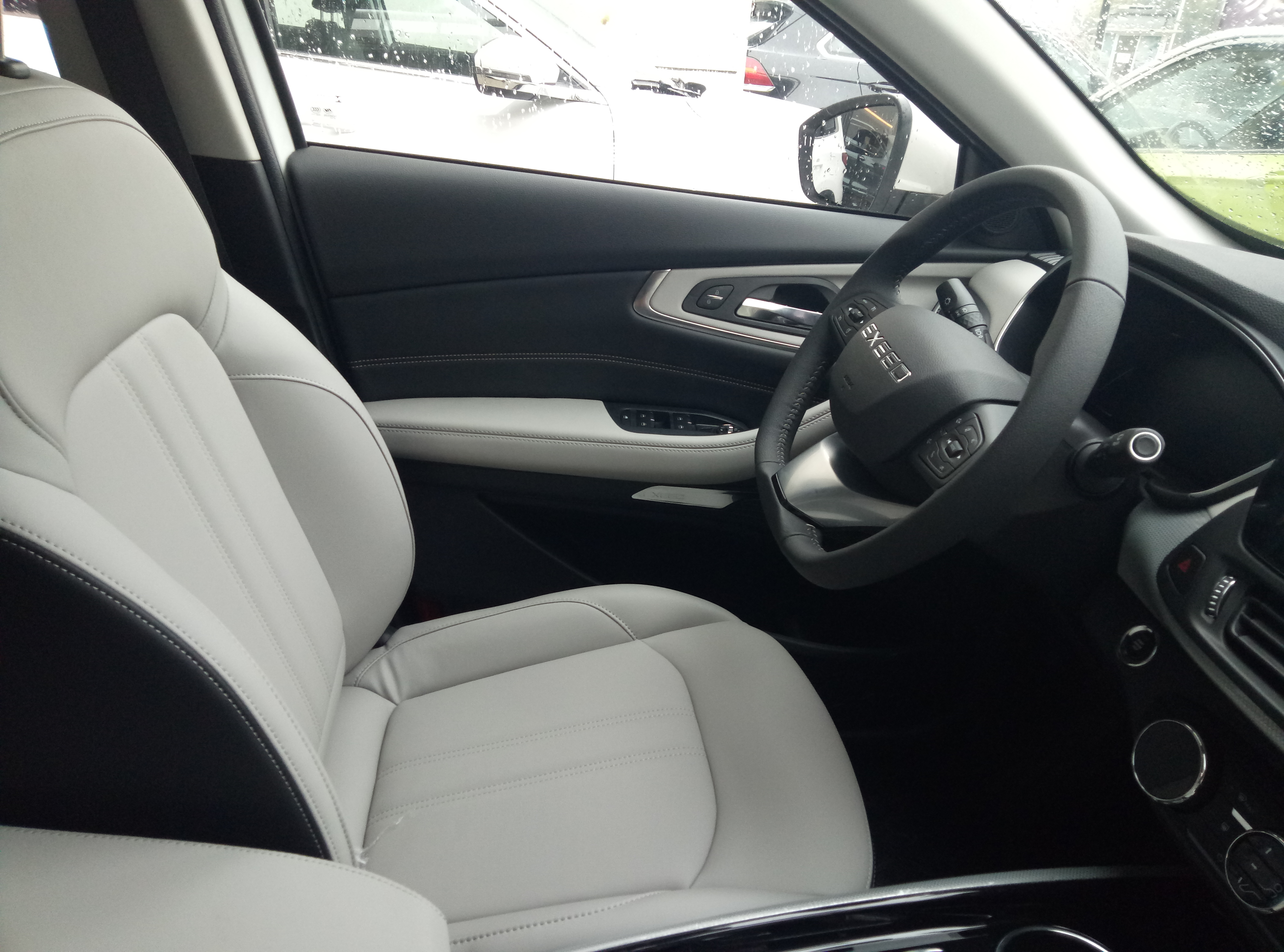 奇瑞终于甩出王炸,星途txl黑白内饰震撼来袭