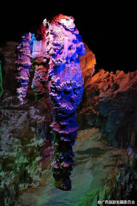 凤山县鸳鸯洞景区简介