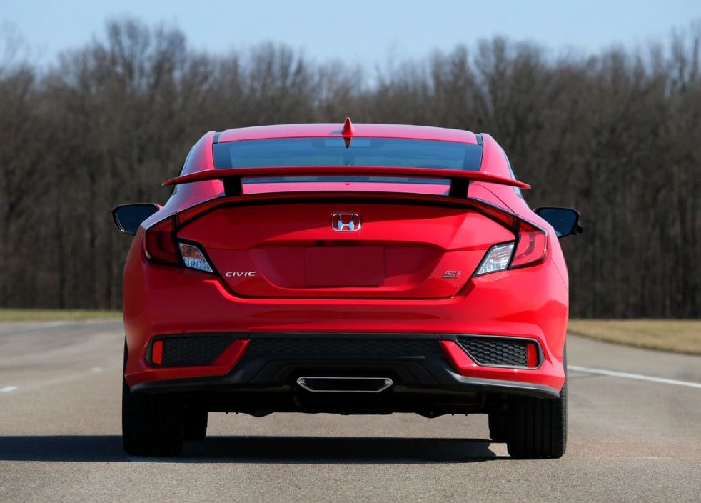 外观漂亮,动力强劲,可激烈驾驶也能满足家用,十代思域si发布