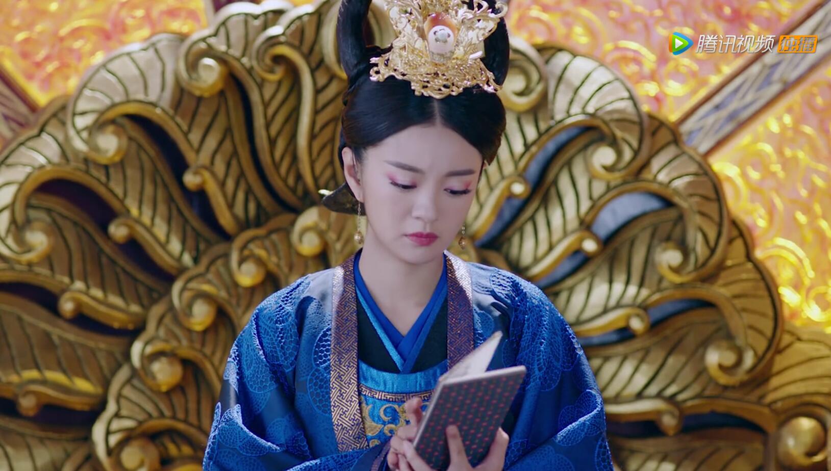 独孤般若的9大皇后造型:梳燕尾,戴金冠,配9套华服艳惊四座