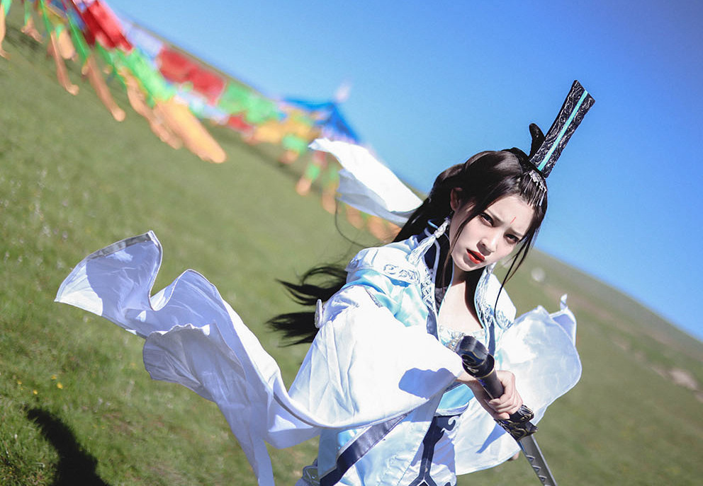 剑网3破军道姑cos:以手中三尺长剑,镇四方八秒山河