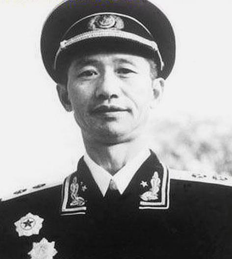 解放军7大甲类集团军,前身分别是哪支队伍?首任军长都是谁?