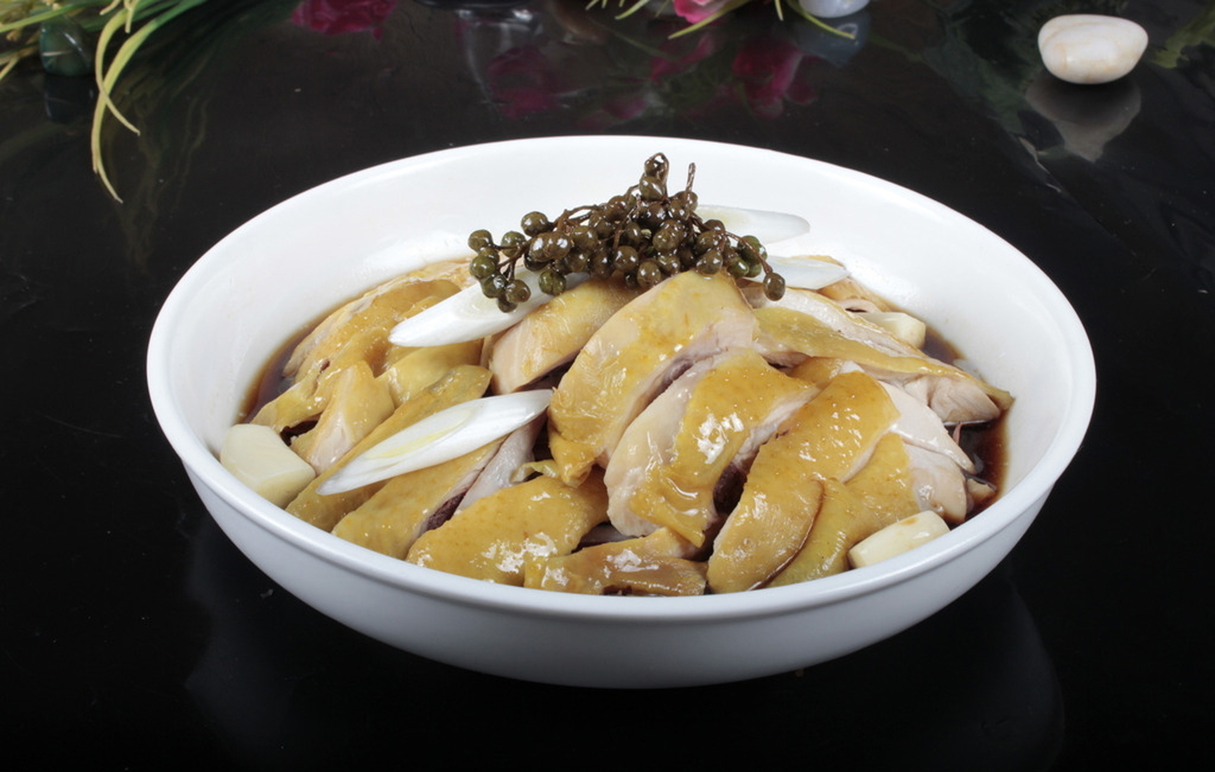 每日推荐六道沪菜:这六道值得你尝一尝,藤椒鸡